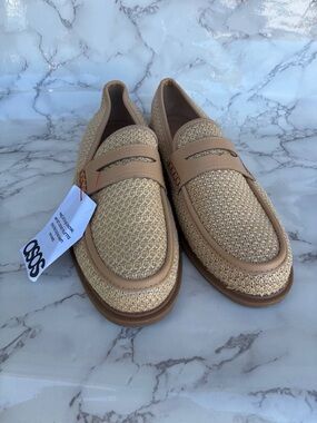Men’s ASOS Design Penny Loafer Beige UK Size 8